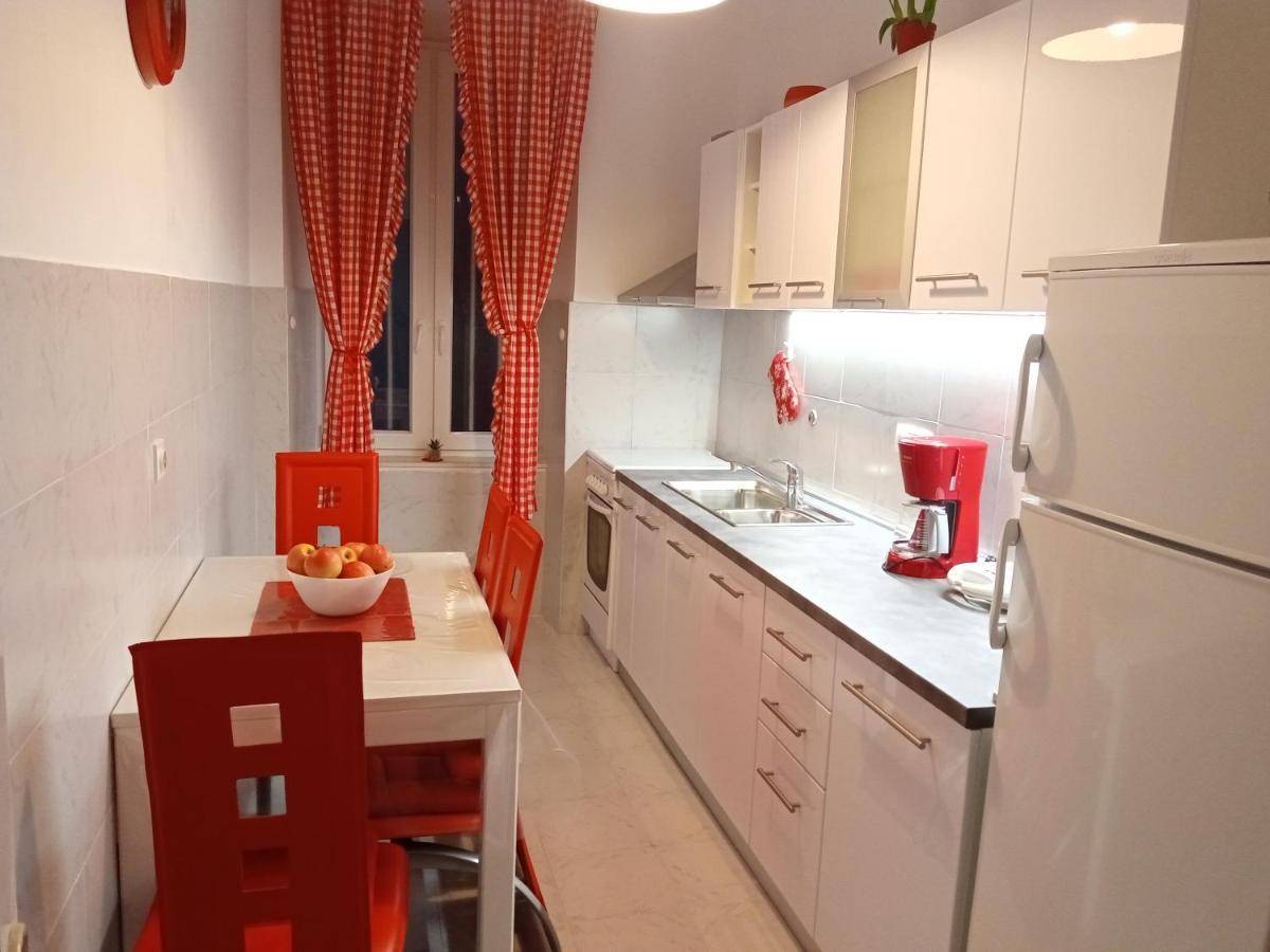 Apartment Red Coral Дубровник Екстериор снимка
